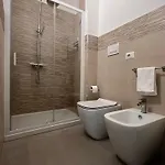 A Casa Di Martina Posizione Con Posto Auto Lägenhet *